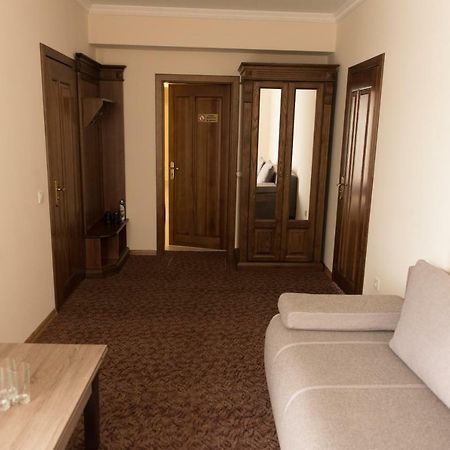 Hotel Korona Kolybayevka Dış mekan fotoğraf