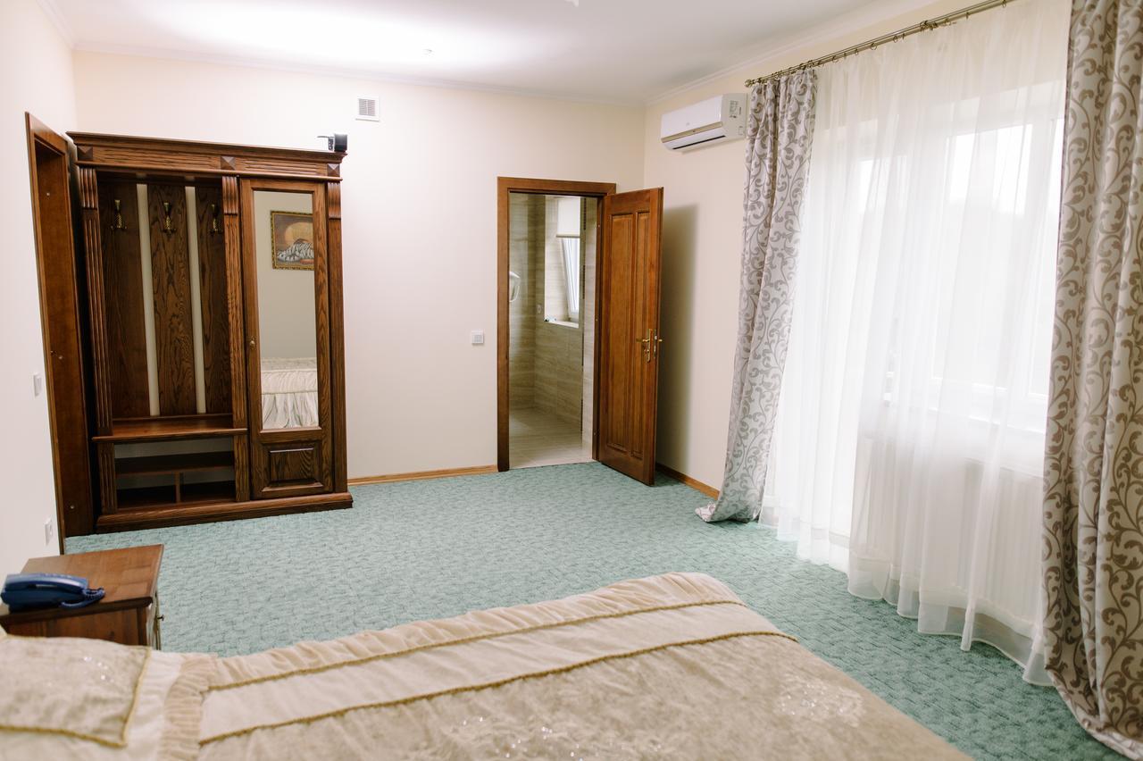 Hotel Korona Kolybayevka Dış mekan fotoğraf