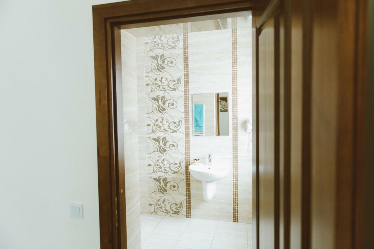 Hotel Korona Kolybayevka Dış mekan fotoğraf