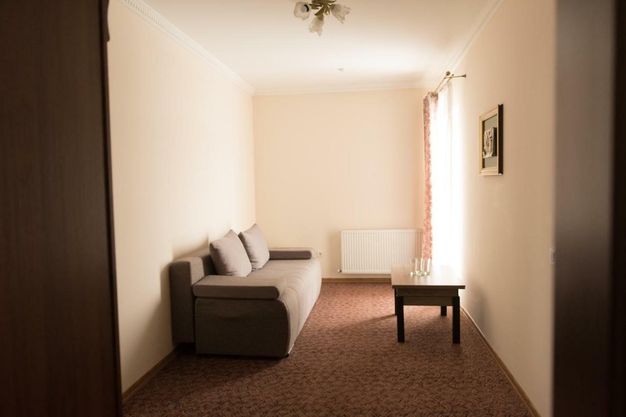 Hotel Korona Kolybayevka Dış mekan fotoğraf